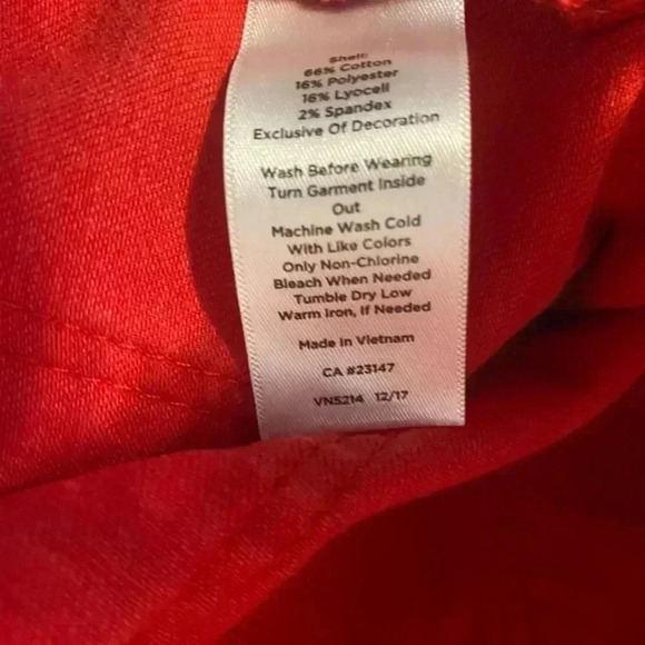 Talbots Flawless Skinny‎ Ankle Scalloped Hem Capri in Red Size 12 - Picture 7 of 7